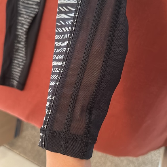 LULULEMON Palm grey/black legging - Picture 3 of 5